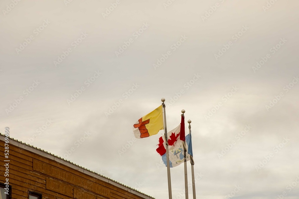 Nunavut, Canadian and Cambridge Bay flags