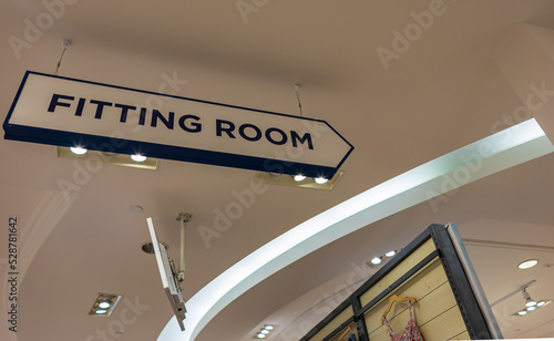 Quadro em tela To the fitting rooms