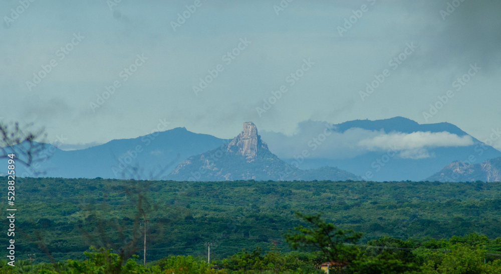 Naklejka premium SERROTE DOS PICOS - TRAPIÁ, SANTA QUITÉRIA 
