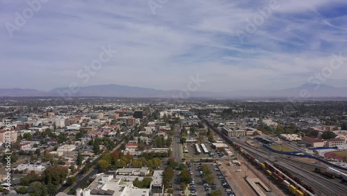 Wallpaper Mural Reverse pullback aerial descending shot of downtown Bakersfield, California. 4K Torontodigital.ca