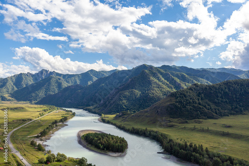 Canvas Print Colorful view of the mountains and the Katun River, with an island in the Altai Mountains, Siberia, Russia