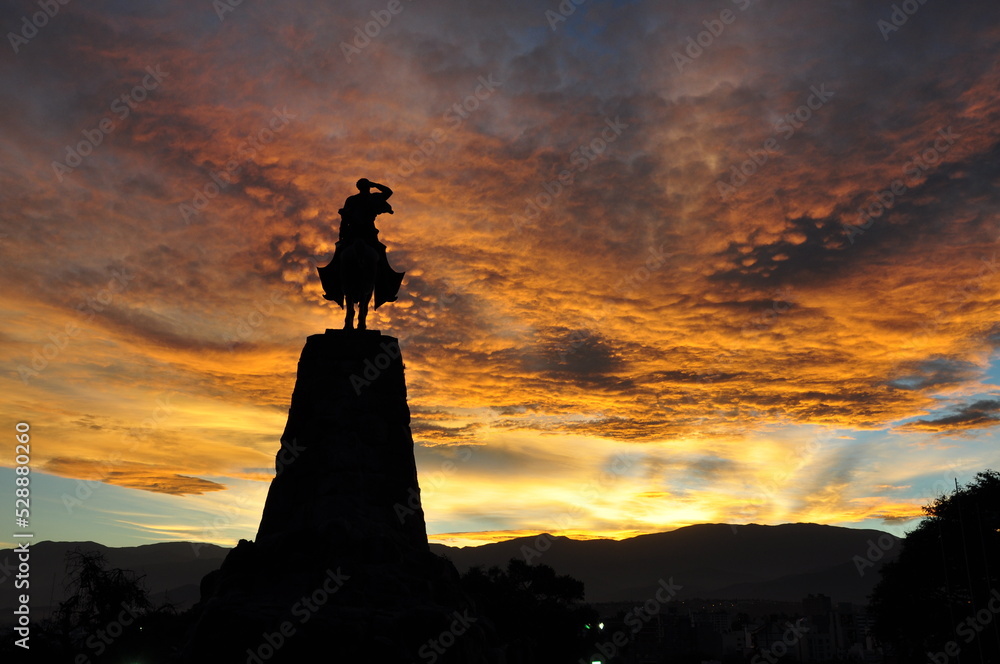 Fototapeta premium Monumento Miguel de Güemes