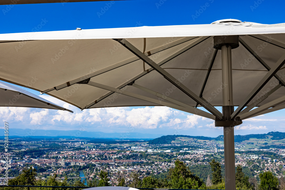 stadt bern gurten hausberg aussicht sonnenschirm schatten stadt bern gurten hausberg aussicht sonnenschirm schatten