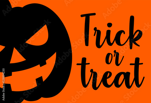 Cartel de Halloween. Texto manuscrito Trick or treat con silueta de calabaza tallada jack-o-lantern