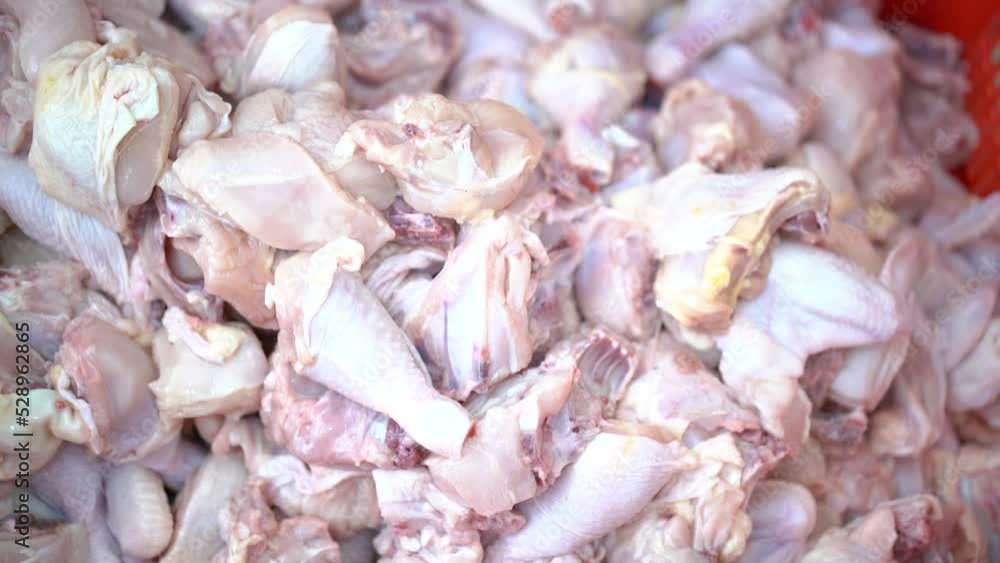Fresh Chicken that has been cleaned is ready to be fried Fresh Chicken that has been cleaned is ready to be fried