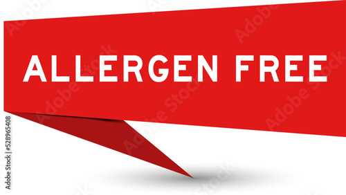 Red color speech banner with word allerfen free on white background