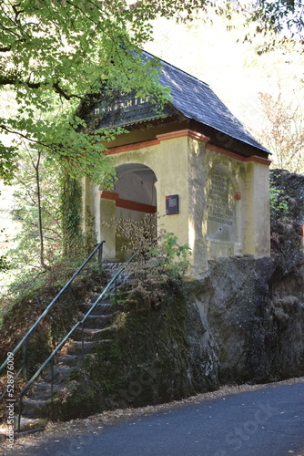 Tinkel Kapelle bei Bernkastel-Kues photo