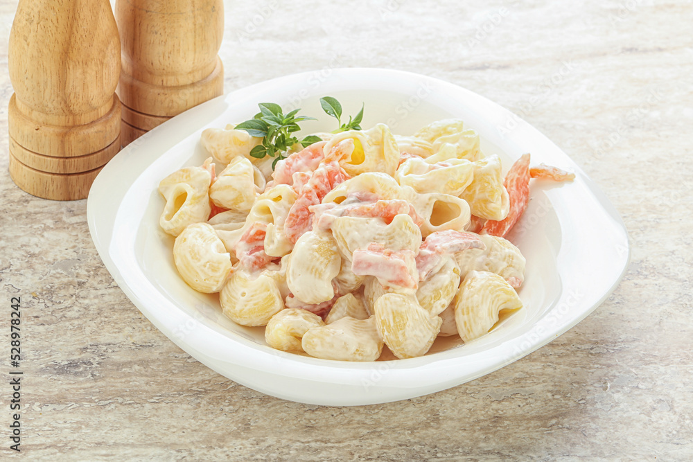 Pasta with salmon and cream cheese Pasta with salmon and cream cheese