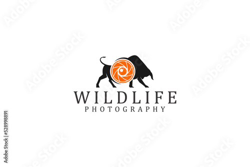 Wildlife photography logo design buffalo bison silhouette icon symbol with camera lens shutter diafragma
