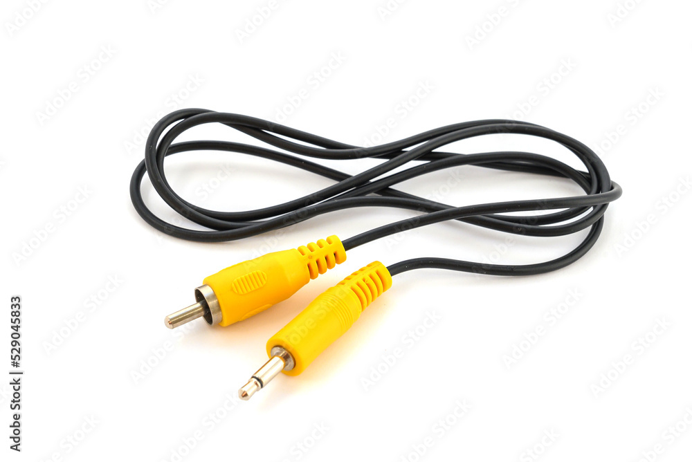 mini jack 3.5mm ts to 1 yellow rca cable isolated on white background foto  de Stock | Adobe Stock