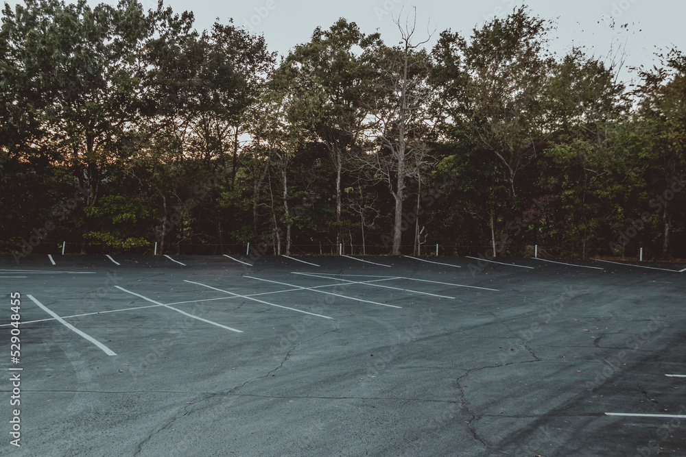 Obraz premium empty parking lot 