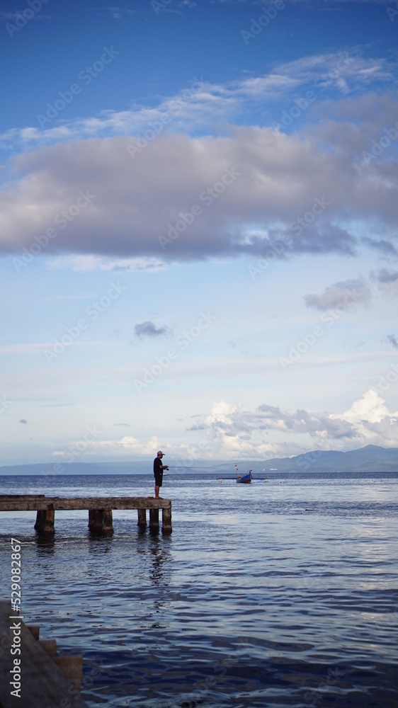 Fototapeta premium fishing in the sea