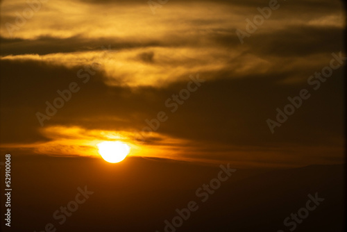 Fototapeta Naklejka Na Ścianę i Meble -  sol amanecer