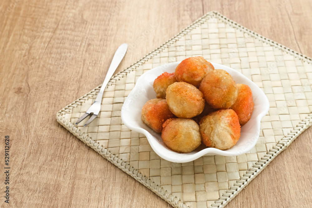 Cimol, Indonesian snack made from tapioca flour with a sprinkling of cheese powder
Cimol, Indonesian snack made from tapioca flour with a sprinkling of cheese powder