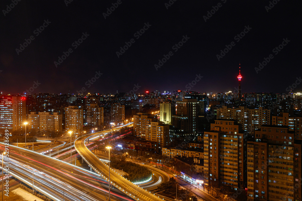 中国、北京市内の夜景と北京テレビ塔