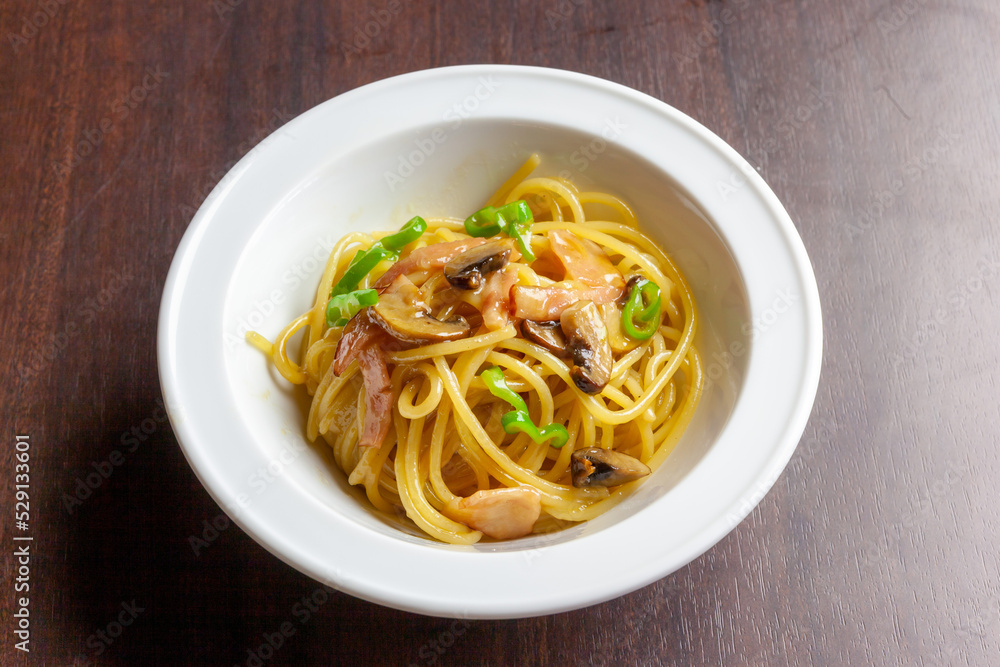 ミニサイズのボルチーニソースパスタ ミニサイズのボルチーニソースパスタ
