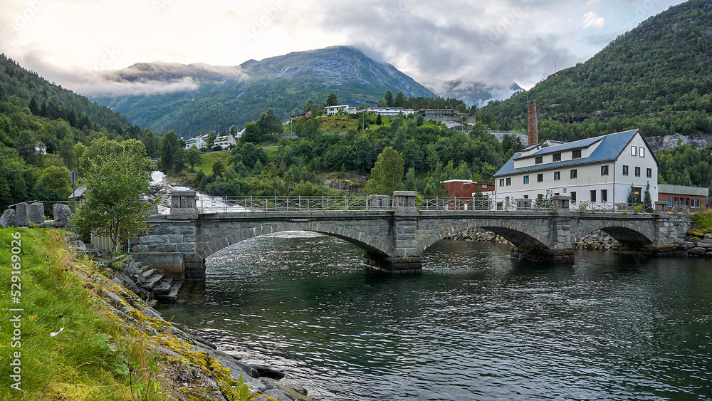 Fototapeta premium Hellesylt, Gerianger fjord, Stranda, Møre og Romsdal, Norway.