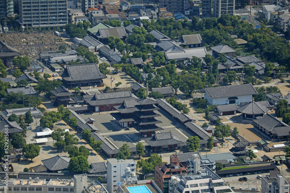 Naklejka premium 四天王寺 全景