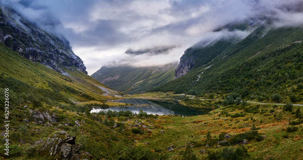 Fototapeta premium Stavbergsetra, Norangsdalen, Møre og Romsdal, Norway.
