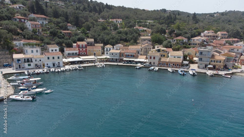 fotografie dell isola di paxos in grecia