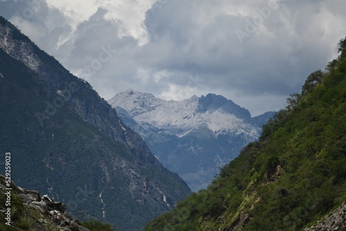The mountains of Northwest Yunnan at the Tiger Leaping Gorge             between Lijiang and Shangri-la