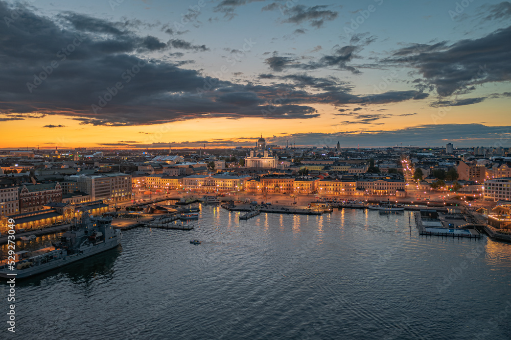 Obraz na płótnie Panorama of night Helsinki. Finland. August 2022 w salonie