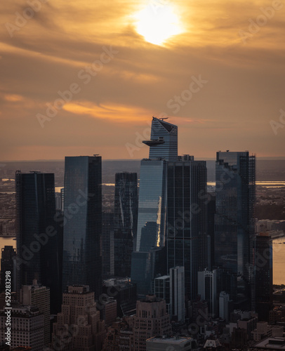 Fototapeta Naklejka Na Ścianę i Meble -  city skyline at sunset Manhattan New York 
