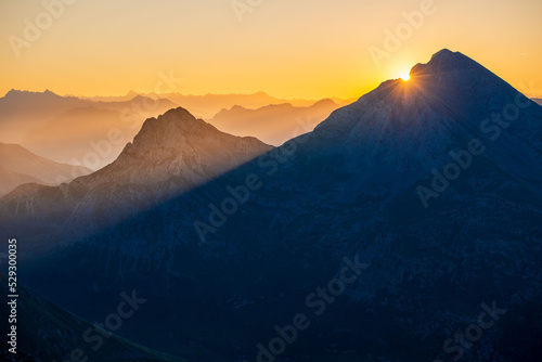 Print op canvas Sunrise in the mountains