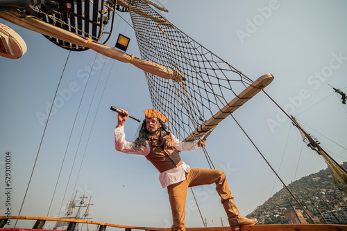 funny the pirate captain traveler discoverer and explorer on the vintage pirate ship 