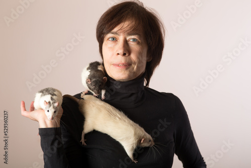 woman with domestic rats