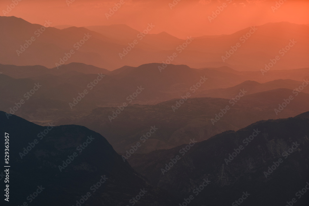 Tramonto di fuoco sul Parco Nazionale della Maiella