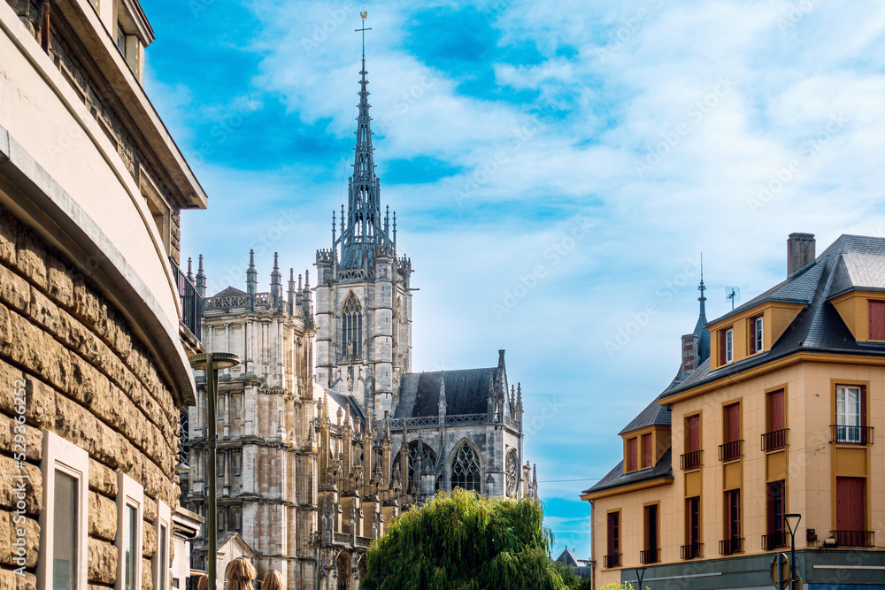 Obraz premium Traditional Cathedral building in Evreux, France