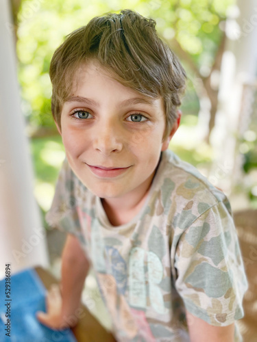 Obraz na plátně Portrait of preteen school kid boy