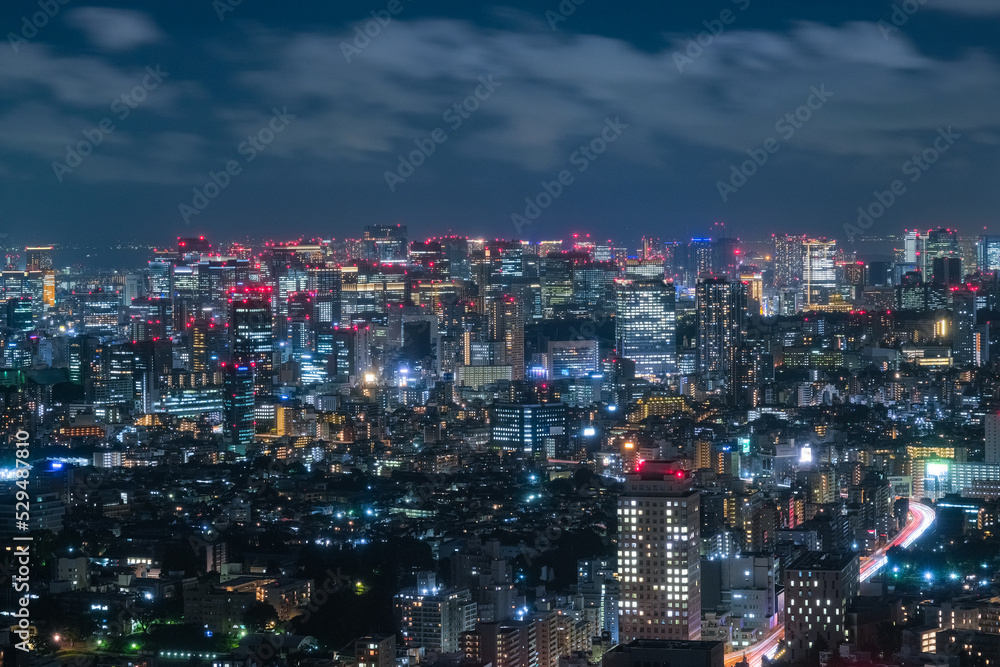 東京都 池袋、サンシャイン60展望台からの丸の内方面の夜景