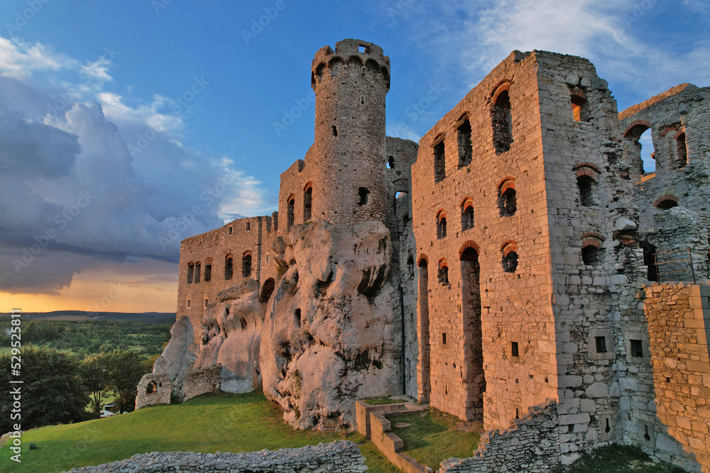 ruins of the castle ruins of the castle