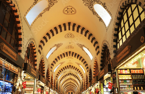 Canvas Print Medieval Islamic ceiling architecture of The Spice Egyptian Bazaar after restoration in Istanbul, Turkey