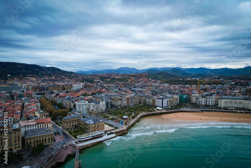 Donostia-San Sebastian located on the Bay of Biscay- aerial view 25 © Patrick O’Neill