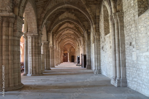 La basilique Saint Remi  de style roman  int  rieur de la basilique  ville de Reims  d  partement de la Marne  France