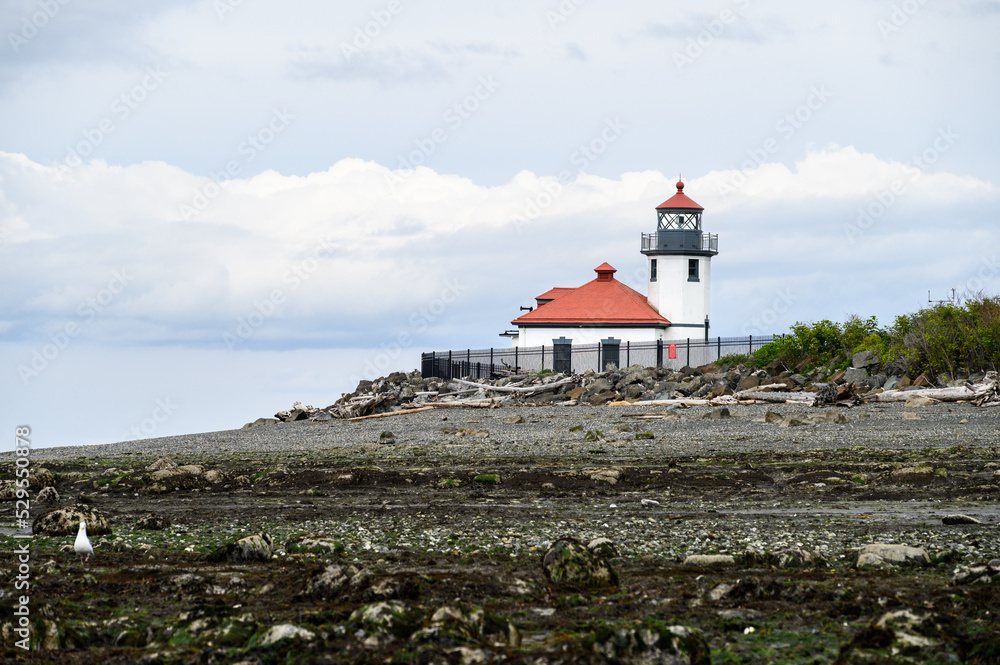 Lighthouse at Alki Point on a cloudy summer day, Seattle, Washington
Lighthouse at Alki Point on a cloudy summer day, Seattle, Washington