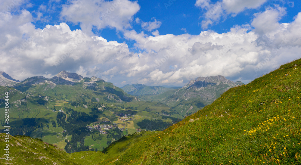 Schafalpe am Rüfikopf in den Lechtaler Alpen, Österreich Schafalpe am Rüfikopf in den Lechtaler Alpen, Österreich