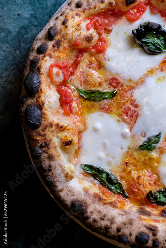 sourdough margherita pizza