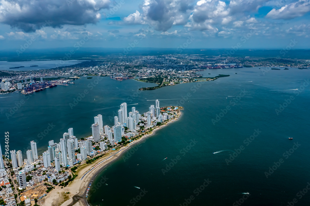 Fototapeta premium Cartagena in Colombia from above | Luftbilder von der Stadt Cartagena in Colombia 