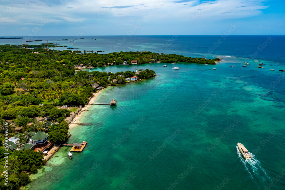 Obraz premium Islas del Rosario in Colombian Caribbean from above | Luftbilder Islas del Rosario in Kolumbien | Karibik aus der Luft