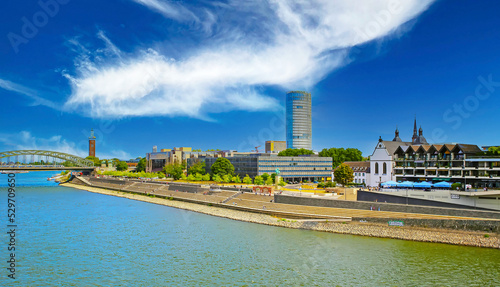 Fotografía Cologne (Kennedy-Ufer, Deutz, Rheinboulevard), Germany - July 9