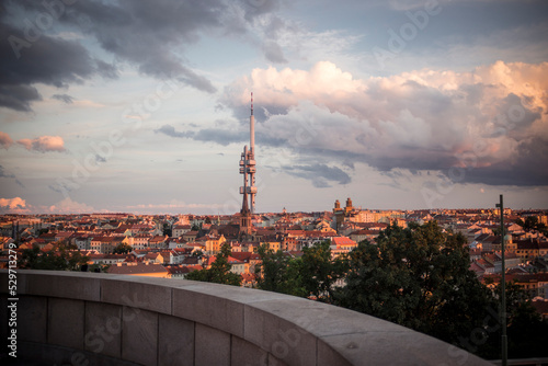 Obraz na płótnie Atrakcje i budynki stolicy Czech - Pragi, architektura w salonie