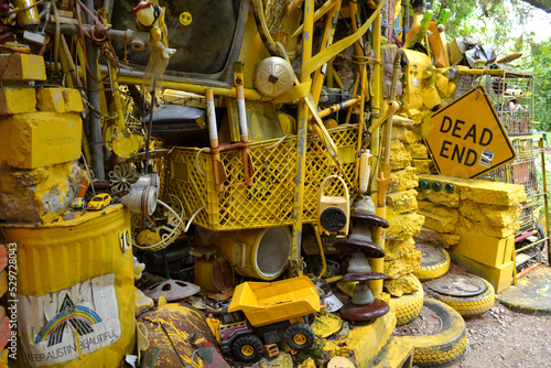 The yellow part of Cathedral of junk in Austin © Marta