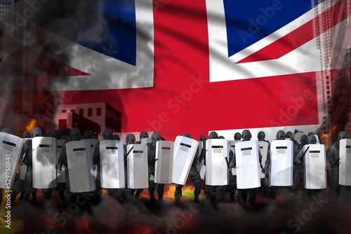 Φωτογραφία United Kingdom (UK) police squad on city street are protecting order against mut