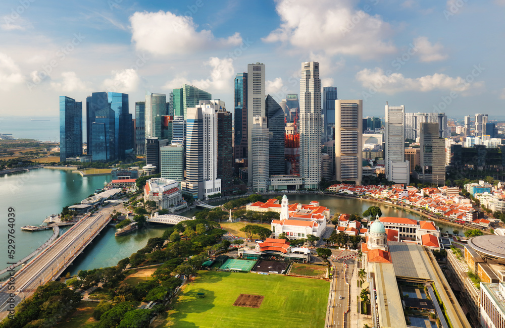 Obraz premium Singapore skyline with skyscraper - Asia