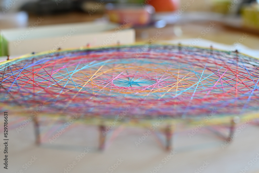 Obraz premium シュタイナー教育の糸掛けの模様 素数の糸掛け