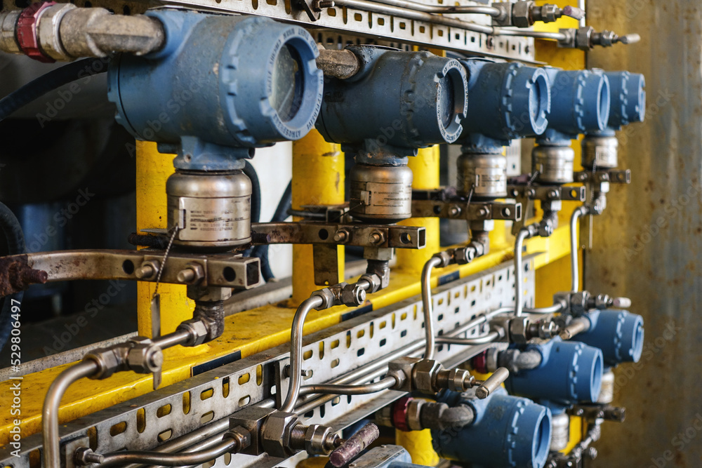 Pressure transmitter, and temperature transmitter for measurement and monitor data of oil and gas process